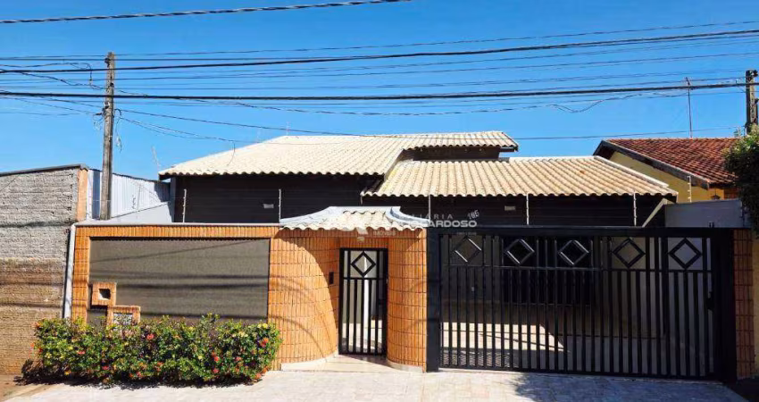 Casa com 3 dormitórios à venda, 285 m² por R$ 737.000,00 - Caparroz - São José do Rio Preto/SP