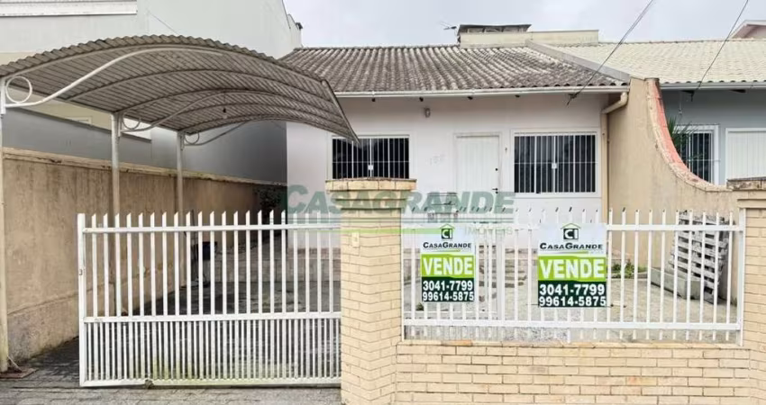 Casa com 3 quartos à venda no Velha, Blumenau 