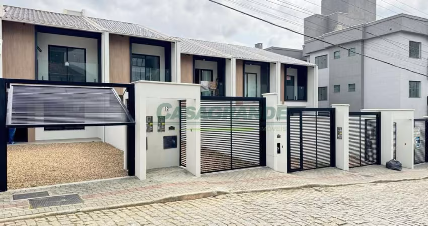 Casa com 3 quartos à venda no Velha, Blumenau 