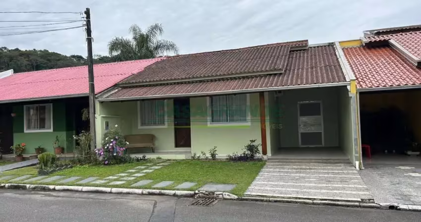 Casa com 2 quartos à venda no Velha, Blumenau 