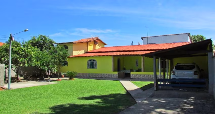 Casa para Venda em Araruama, Novo Horizonte (Iguabinha), 4 dormitórios, 2 banheiros, 4 vagas