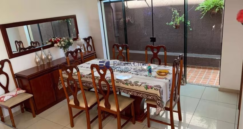 Casa para venda com 360 m² e 4 quartos em Jardim América, Bauru - SP