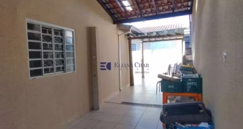 Casa para venda com 200 m² e 3 quartos em Núcleo Habitacional Mary Dota, Bauru - SP