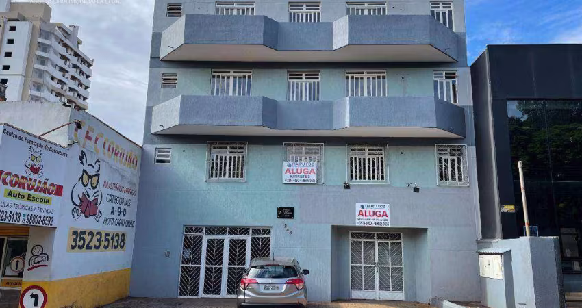 Apartamento com 3 dormitórios para alugar por R$ 3.034,00/mês - Centro - Foz do Iguaçu/PR