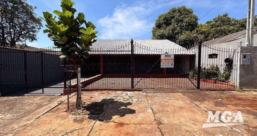Casa com 3 dormitórios para alugar, 205 m² por R$ 2.688,00/mês - Parque Morumbi - Foz do Iguaçu/PR