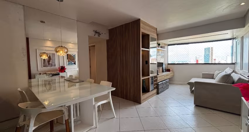 Apartamento 3/4 01 Suíte e Dependência Completa no Stiep/Costa Azul Salvador-Bahia