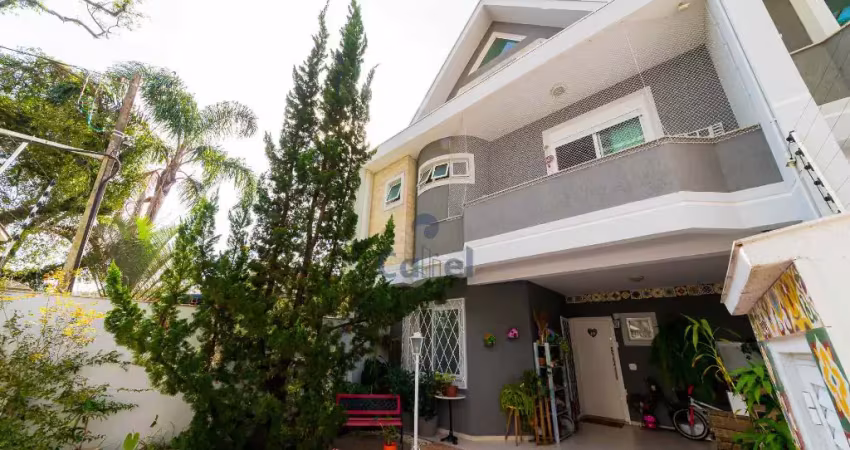 Casa à venda na Rua José Sabóia Cortes, 238, Centro Cívico, Curitiba