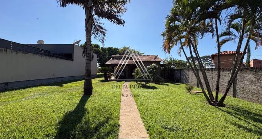 Chácara à venda em São José do Rio Preto-SP, Loteamento Parque dos Pássaros: 3 quartos, 1 suíte, sala, 2 banheiros, 180m².