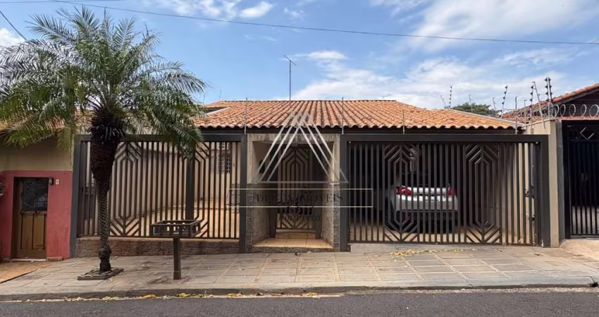 Casa à venda em São José do Rio Preto-SP, Jardim do Bosque: 3 quartos, 1 suite, 2 salas, 2 banheiros, 2 vagas, 260m². Aproveite!