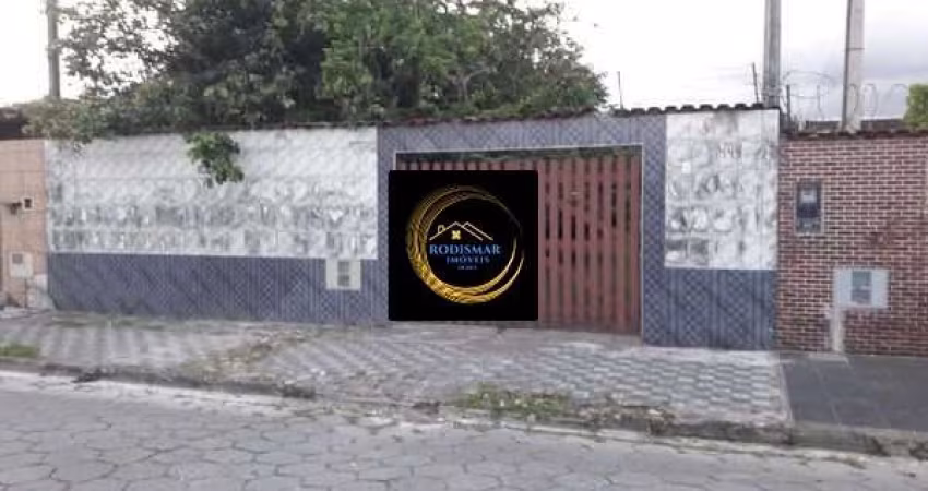 Casa em Mongaguá com 1 dormitórios