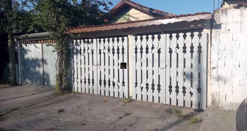 Casa em Mongaguá com 1 dormitórios