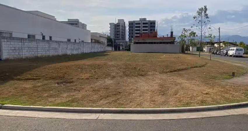 Terreno à venda Alphaville