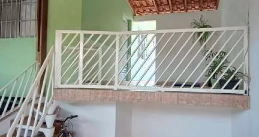 Sobrado para Venda em Mogi das Cruzes, Jardim Santos Dumont II, 4 dormitórios, 3 banheiros, 2 vagas
