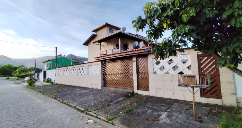 Sobrado em condomínio na Martim de Sá