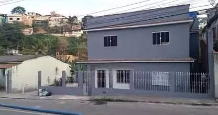 CASA A VENDA COM 2 QUARTOS NO BAIRRO ÁGUA LIMPA- VOLTA REDONDA - VA801