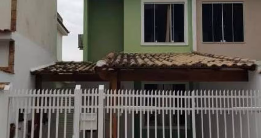 CASA A VENDA COM 2 QUARTO, SENDO 1 SUITE NO BAIRRO DE FÁTIMA - BF139