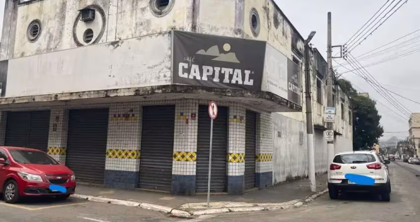 Aluga-se loja com 520m², no bairro saudade- barra mansa - dip
