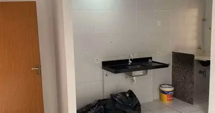 Apartamento com 02 Quartos à Venda | Condomínio Village Leste