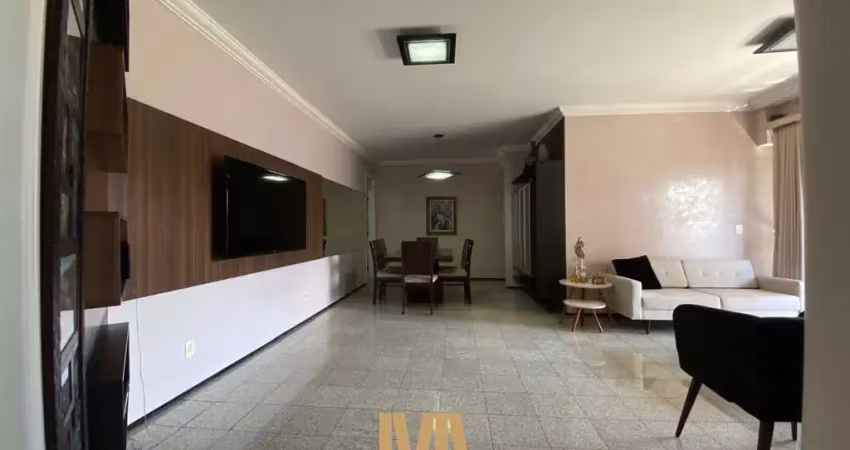 Apartamento com 04 Suítes, 187m² à Venda