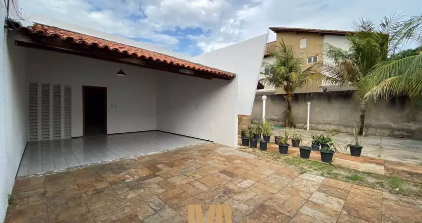 Casa com 450m² 03 Quartos à Venda no Ininga