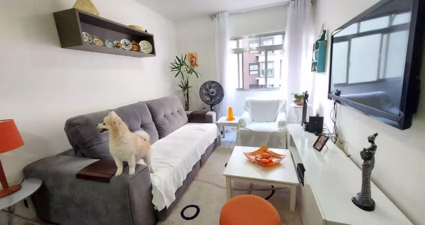 Vila Buarque | Reformado | 2 Quartos | 2 Banheiros | 65 m² | Fundos.