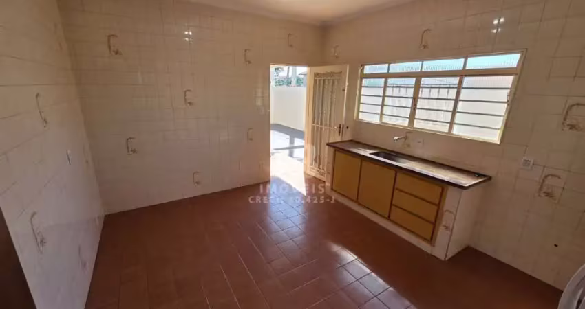 Casa com 2 quartos à venda na Rua Icaraí, 288, Icaray, Araçatuba