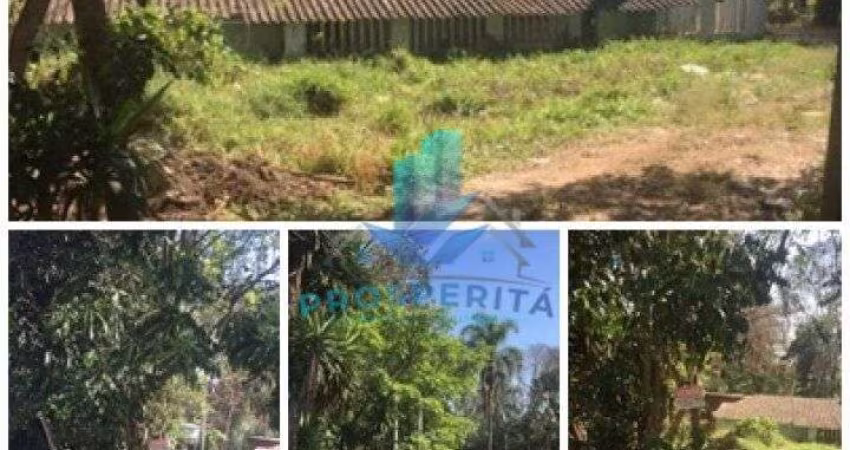 Terreno com 787 m2 localizado á 500m do Centro de Caucaia
