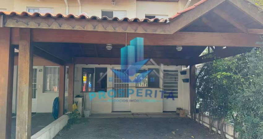 Villa Áppia - Casa em Condomínio na Granja Viana com 2 vagas cobertas por 550mil