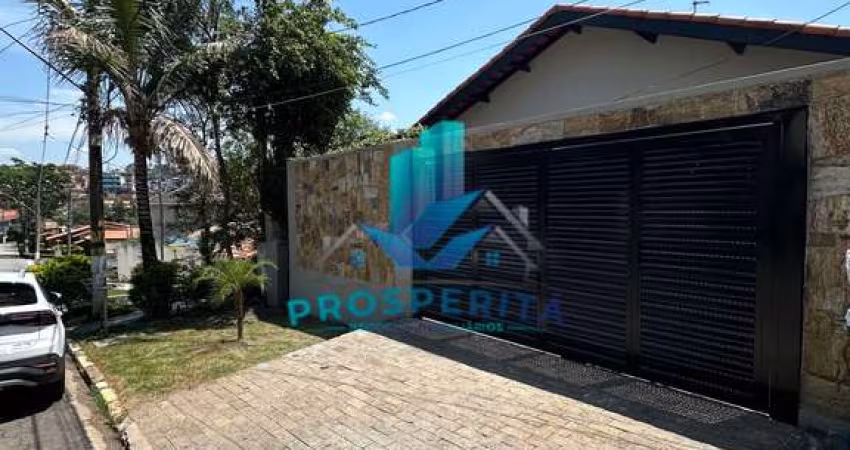 Casa terréa  com piscina   - Cond. Pq Paulistano - Cotia/SP