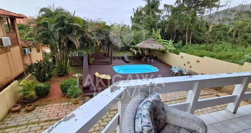 Casa para Venda em Florianópolis, Praia Brava, 4 dormitórios, 1 suíte, 2 banheiros, 3 vagas