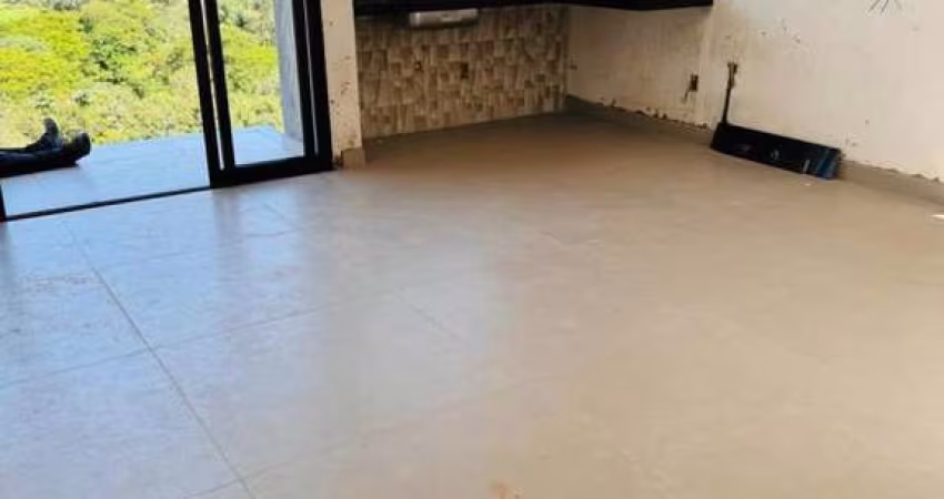 Casas em construção à venda na Vila São em Mogi das Cruzes - SP.