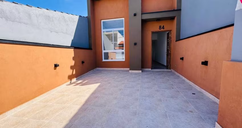 Casa à venda em condomínio no Jardim Rubi, em Mogi das Cruzes - SP
