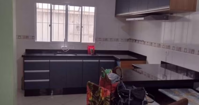 Excelente sobrado à venda na Vila Monte Sion em Suzano - SP