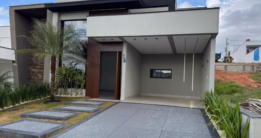 Casa a Venda no Condomínio Mantova em Indaiatuba-SP