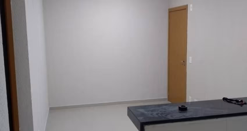 OPORTUNIDADE - APARTAMENTO TÉRREO COM QUINTAL NO SOLAR DOS PÁSSAROS - SALTO-SP