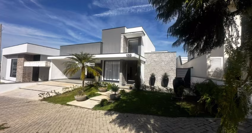 Casa à Venda no Condomínio Lagos d’Icaraí - Salto/SP