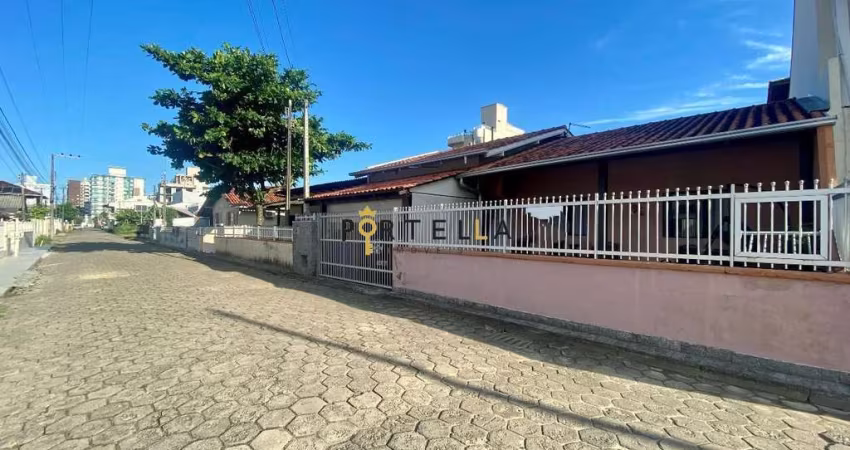 Casa à venda no bairro Gravatá - Navegantes/SC