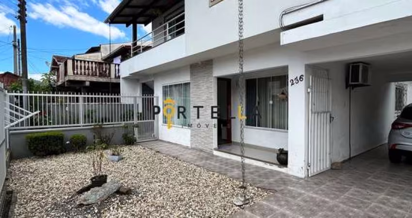 Casa Sobrado em Dom Bosco, Itajaí/SC