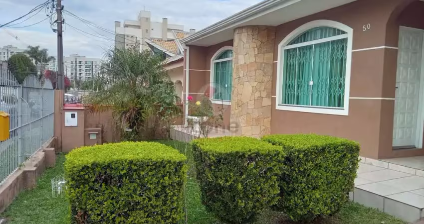 Casa com 3 quartos à venda na Rua Capitão Tenente Maris de Barros, 80, Portão, Curitiba
