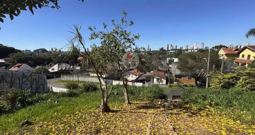 Terreno à venda na Rua Augusto Ricciardella Correia, 212, Santo Inácio, Curitiba