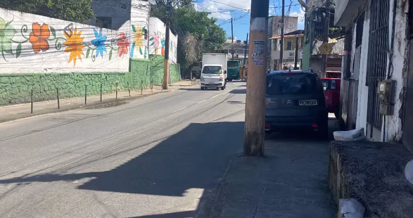 Ponto comercial para alugar na Avenida Aliomar Baleeiro, 10, Novo Marotinho, Salvador
