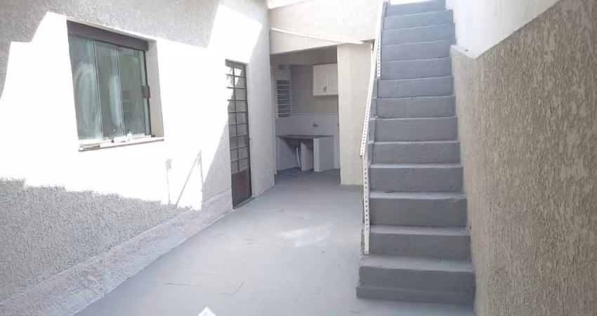 Casa com 2 quartos à venda na Rua Coronel Ayrton Gonçalves Fróes, 248, Jardim São Cristóvão, Bragança Paulista