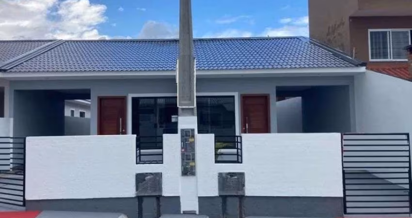 Casa com 3 quartos sendo 1 suíte em Forquilhas - São José - SC