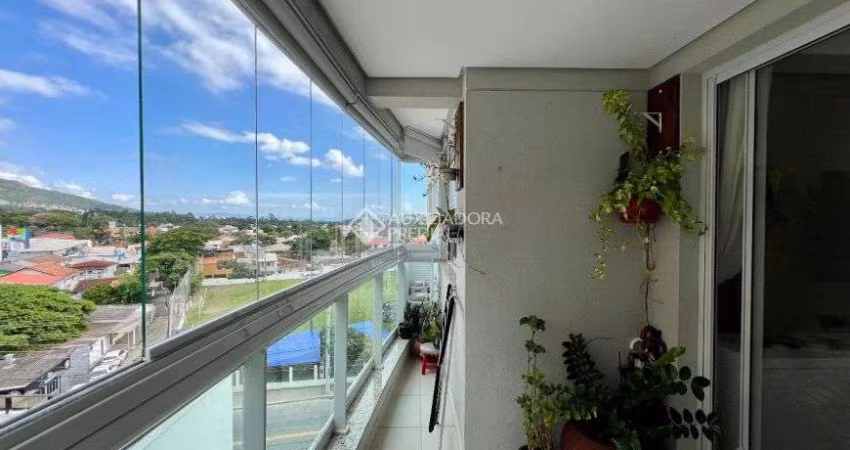Apartamento com 3 quartos em Córrego Grande - Florianópolis - SC