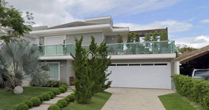 Casa com 4 suítes em Jurerê Internacional - Florianópolis - SC