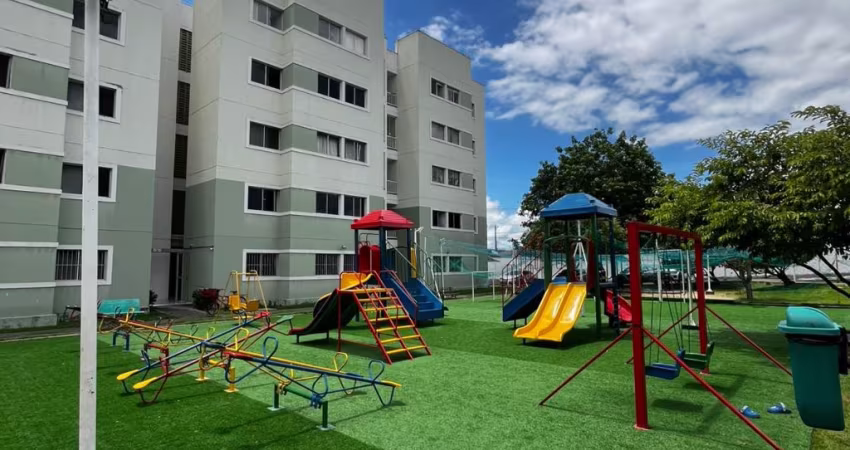 APARTAMENTO TÉRREO NO JARDINS CLUB RES.1