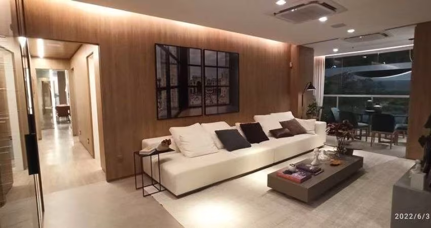 Apartamento para venda tem 120 metros quadrados com 3 quartos