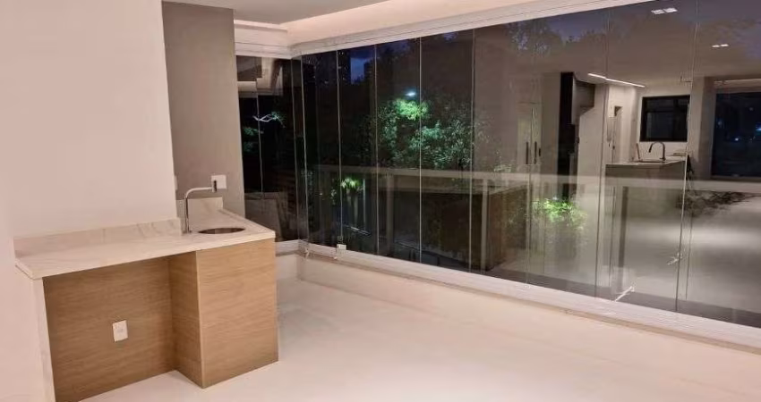 Apartamento para venda tem 147 metros quadrados com 4 quartos 2 suítes