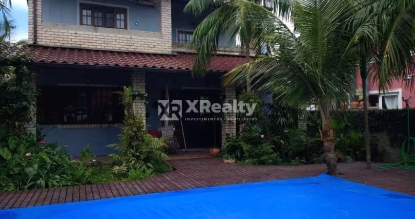 Casa com 3 quartos à venda na Rua Isaltina de Assunção Farias, 473, Rio Tavares, Florianópolis