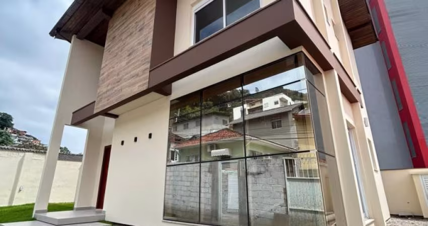 Casa Nova Centro de Florianópolis – Financiável e com Possibilidade de Troca!